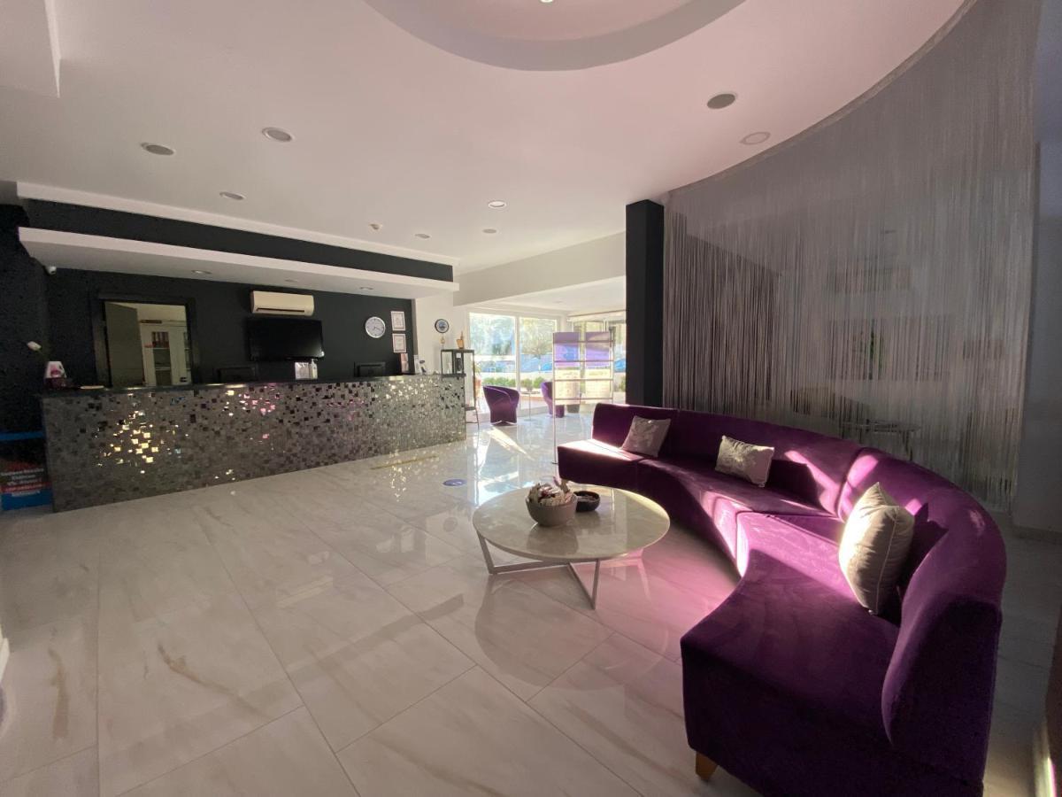 Hotel Ege Tulip Çeşme Esterno foto