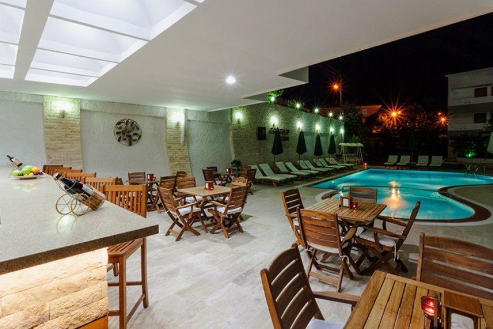 Hotel Ege Tulip Çeşme Esterno foto