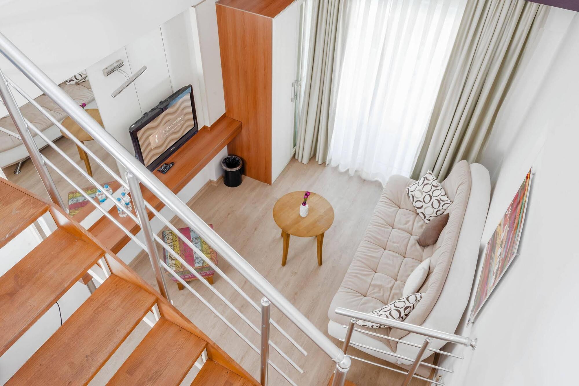 Hotel Ege Tulip Çeşme Esterno foto