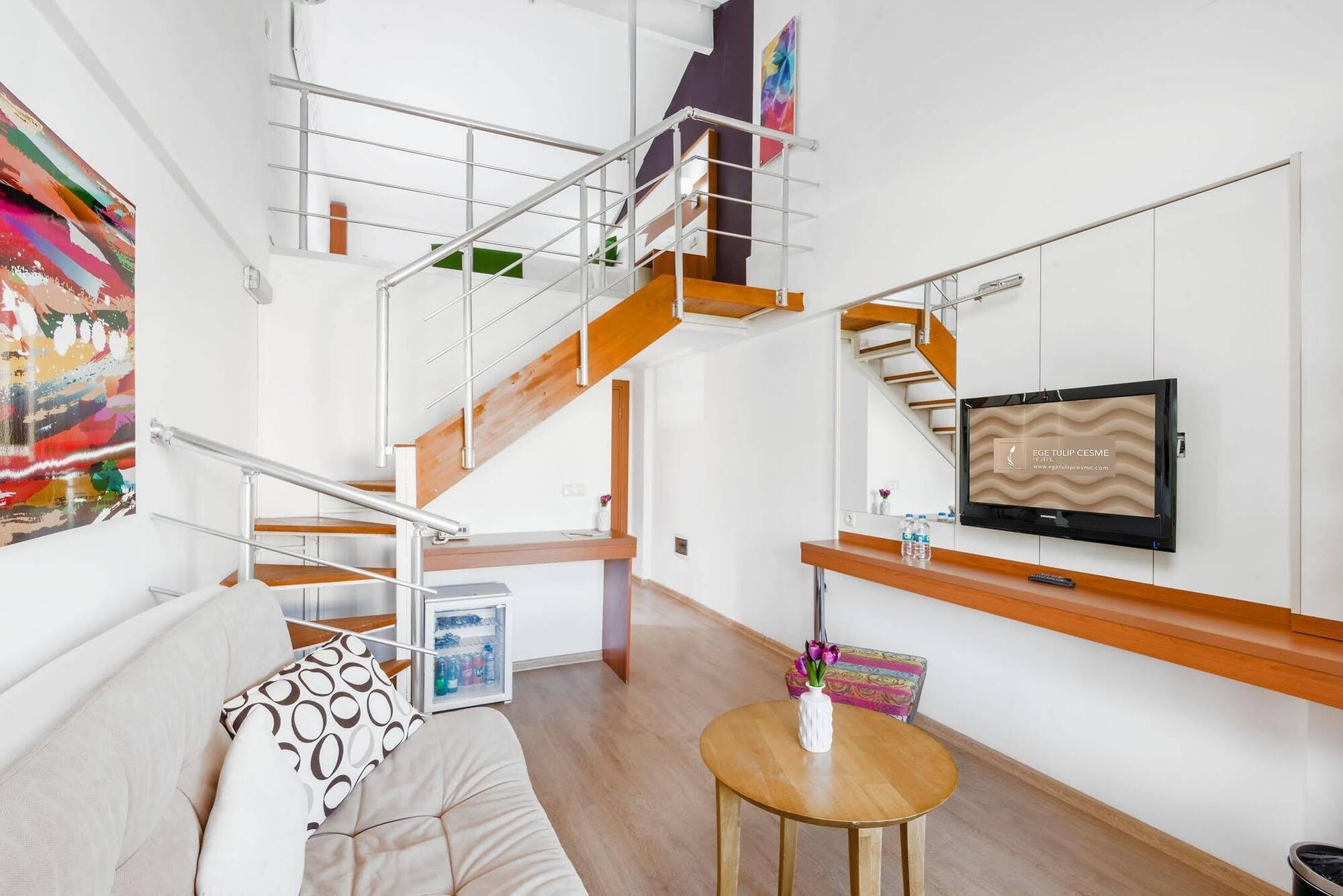 Hotel Ege Tulip Çeşme Esterno foto
