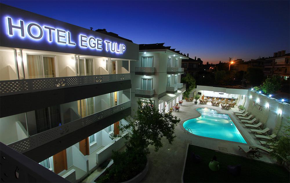 Hotel Ege Tulip Çeşme Esterno foto