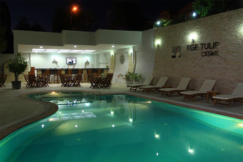 Hotel Ege Tulip Çeşme Esterno foto
